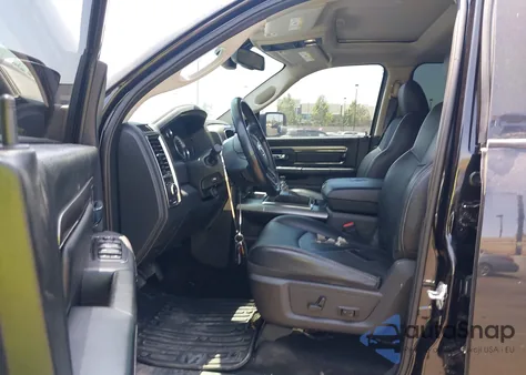 2015 Ram 1500 Sport из США, поврежденный, VIN 1C6RR7UT1FS684460